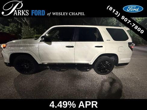 Used 2019 Toyota 4Runner Limited AWD/4WD image 5