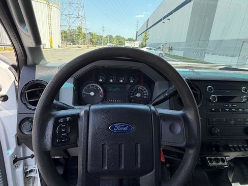 Used 2013 Ford F250 XL w/ PWR Equipment Group AWD/4WD image 31