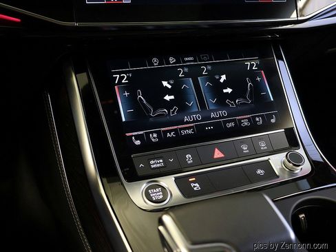 Used 2025 Audi Q8 Premium Plus image 23