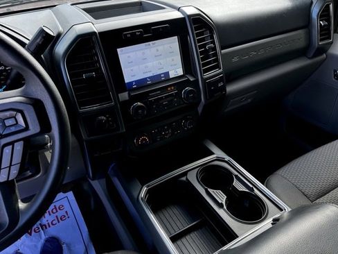 Used 2022 Ford F250 XLT w/ XLT Value Package image 32