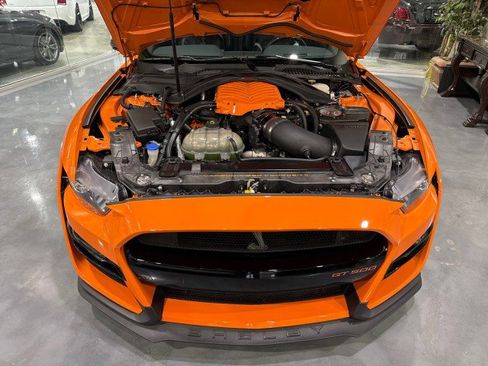 Used 2020 Ford Mustang Shelby GT500 w/ Technology Package image 3