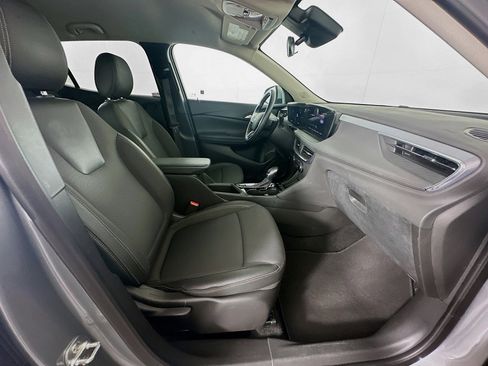 Used 2025 Buick Encore GX Preferred FWD image 29