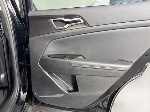 Used 2023 Kia Sportage EX FWD image 28