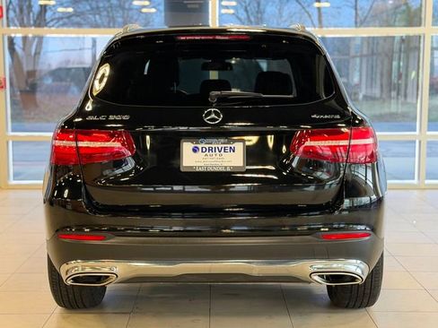 Used 2017 Mercedes-Benz GLC 300 4MATIC image 10