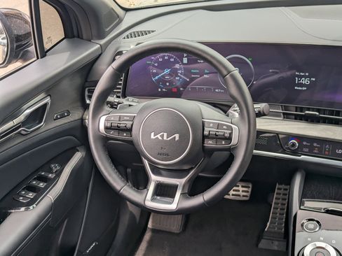 Certified 2025 Kia Sportage X-Line Prestige image 13