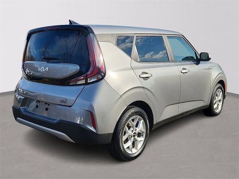 Used 2023 Kia Soul LX w/ Option Group 015 image 6