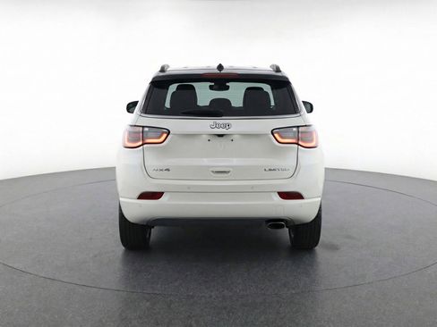 Used 2025 Jeep Compass Limited AWD/4WD image 7