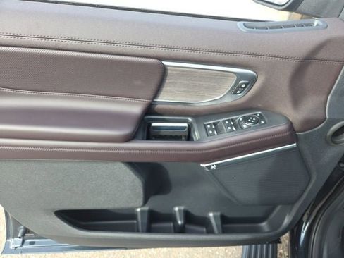 New 2025 Ford Expedition Max Platinum w/ Platinum Ultimate Package image 23