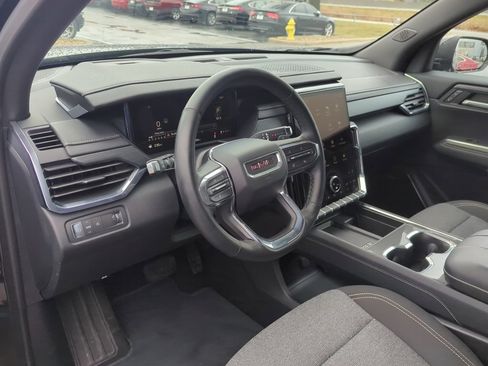 Certified 2025 GMC Acadia Elevation image 13