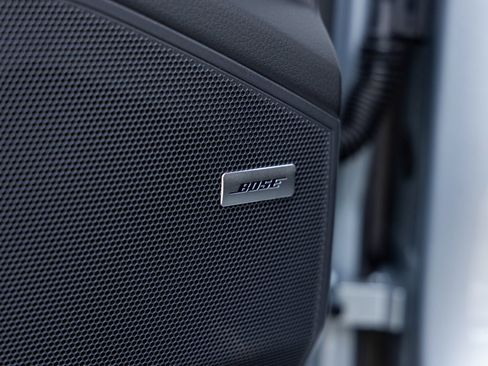 New 2026 Porsche Cayenne Coupe image 24