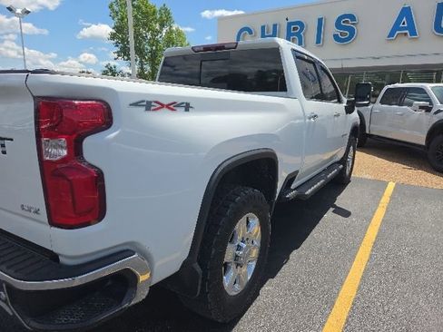 Used 2021 Chevrolet Silverado 2500 LTZ w/ LTZ Plus Package AWD/4WD image 8