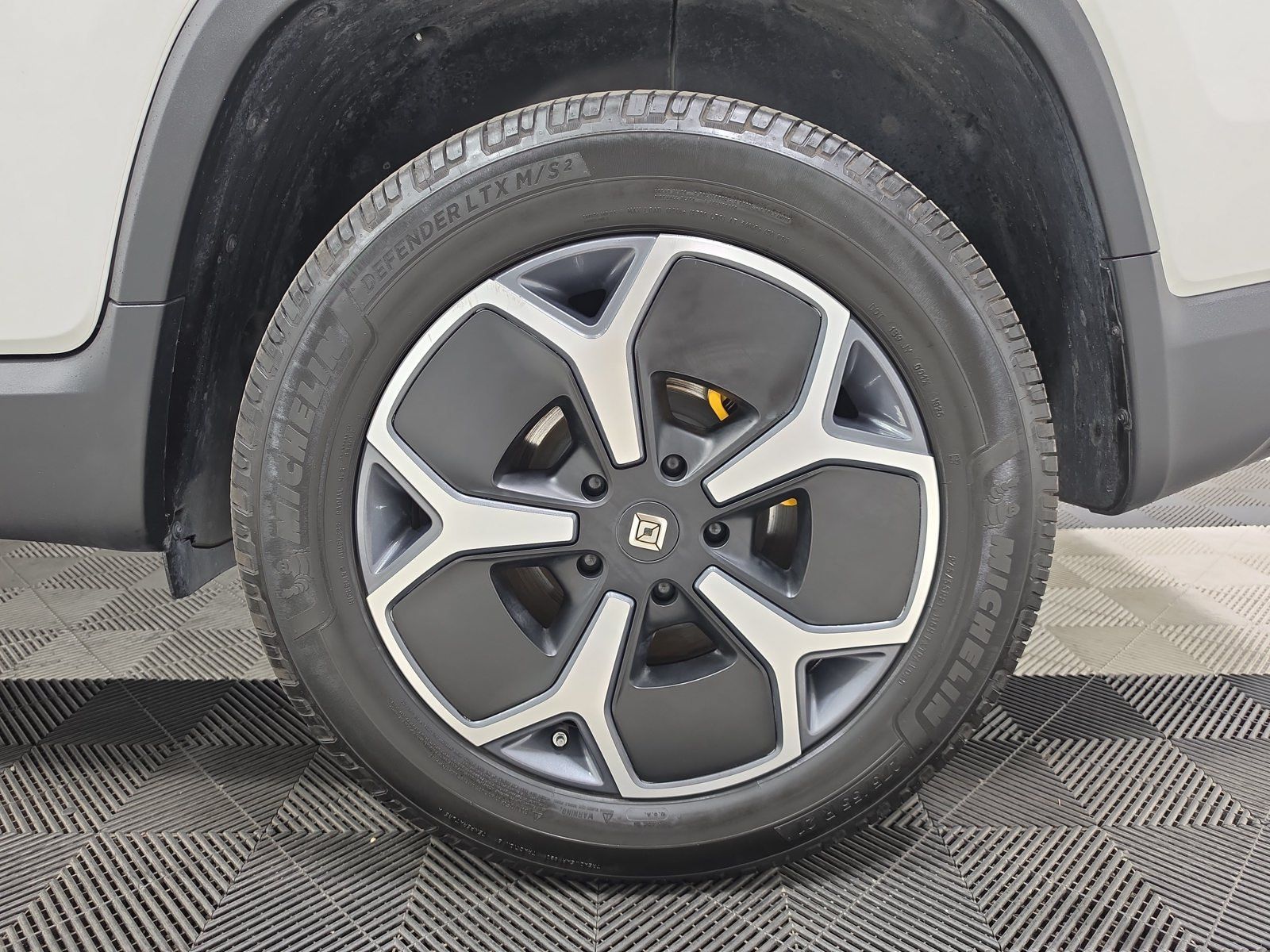 Used 2023 Rivian R1T Adventure Quad AWD/4WD image 10