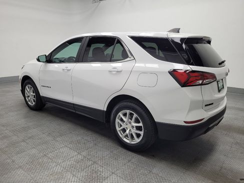 Used 2022 Chevrolet Equinox LT AWD/4WD image 3