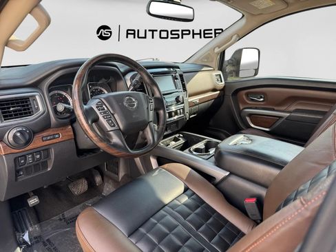 Used 2019 Nissan Titan Platinum Reserve w/ Platinum Utility Package AWD/4WD image 15