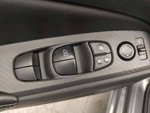 Used 2024 Nissan Altima 2.5 SV image 27