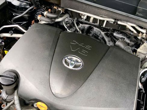 Used 2020 Toyota Highlander Limited AWD/4WD image 33