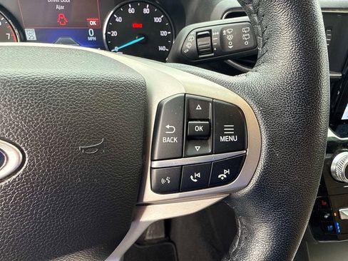 Used 2022 Ford Explorer Limited w/ Limited Technology Package image 25