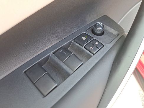 Certified 2023 Toyota Corolla SE image 14