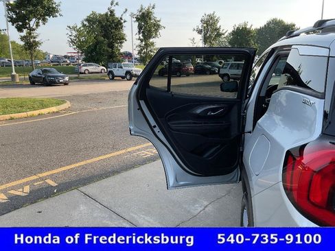 Used 2020 GMC Terrain SLT w/ Preferred Package AWD/4WD image 15