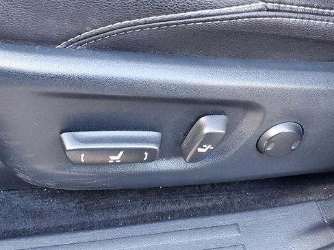 Used 2018 Toyota 4Runner SR5 Premium image 51