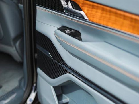 Used 2022 Jeep Grand Wagoneer Series II w/ Flexible Seating Group image 85