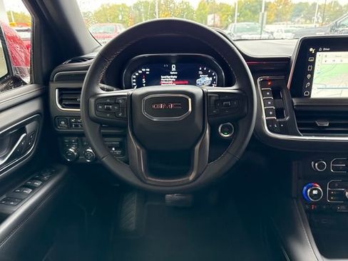 Used 2024 GMC Yukon AT4 w/ Technology Package image 13