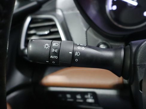 Used 2022 Subaru Forester Touring AWD/4WD image 37