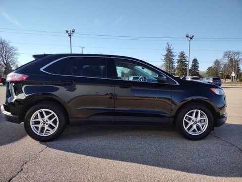 Used 2024 Ford Edge SEL w/ Convenience Package image 6