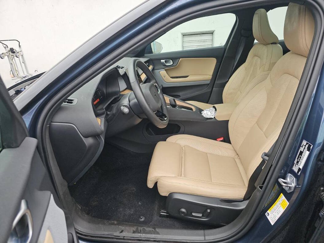 Used 2022 Polestar Polestar 2 w/ Plus Package AWD/4WD image 7