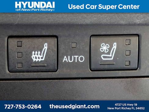 Used 2025 Lexus ES 350 w/ Premium Package FWD image 26