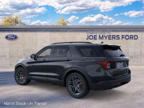 New 2026 Ford Explorer ST-Line w/ ST-Line Street Pack RWD image 4