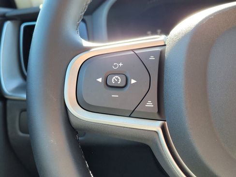 Certified 2025 Volvo XC60 B5 Core w/ Protection Package Premier image 20