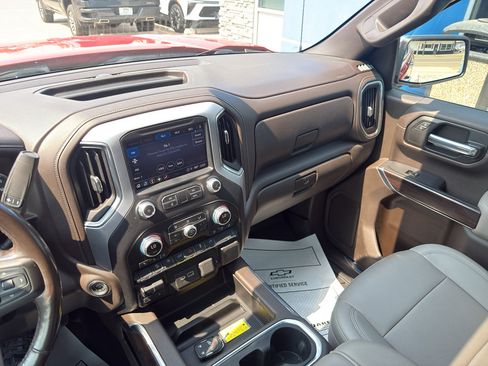 Used 2021 GMC Sierra 1500 SLT w/ SLT Premium Package AWD/4WD image 18