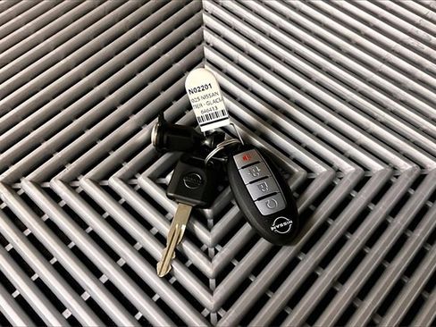 New 2025 Nissan Frontier PRO-4X w/ Pro Premium Package image 12