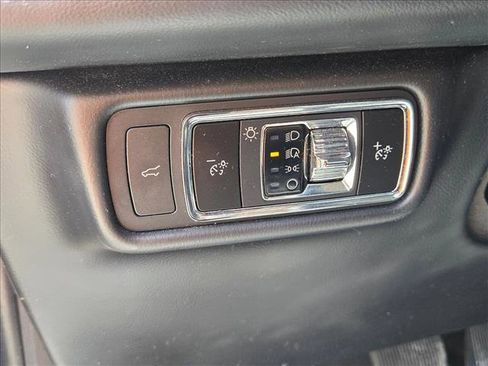 Used 2023 Lincoln Aviator 2WD w/ Class IV Trailer Tow Package image 8