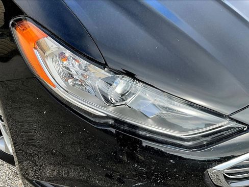 Used 2017 Ford Fusion S image 27