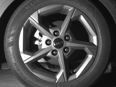 Used 2025 Kia K4 LXS image 15