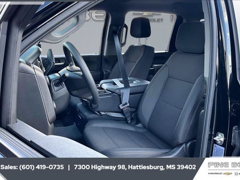 Used 2026 Chevrolet Silverado 2500 Custom w/ Custom Value Package AWD/4WD image 19