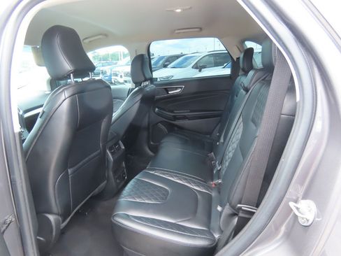 Used 2023 Ford Edge Titanium AWD/4WD image 21