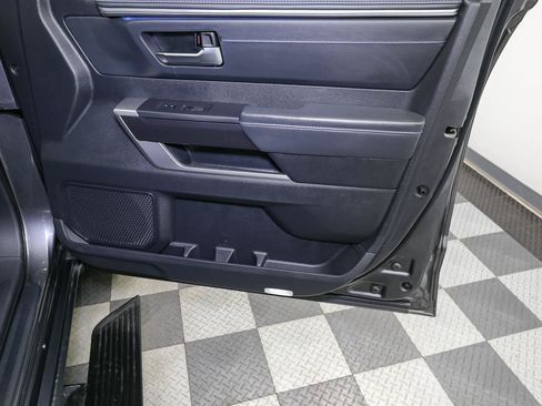 Used 2023 Toyota Tundra Platinum AWD/4WD image 20