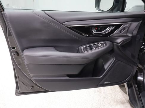 Used 2022 Subaru Outback Limited AWD/4WD image 12