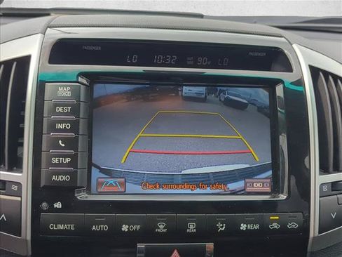 Used 2014 Toyota Land Cruiser AWD/4WD image 15