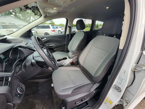 Used 2016 Ford Escape SE AWD/4WD image 14