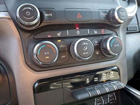 Used 2021 RAM 1500 Big Horn AWD/4WD image 19