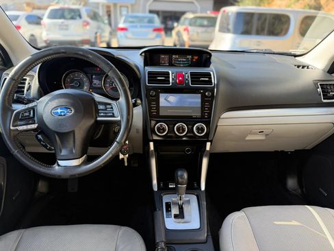 Used 2016 Subaru Forester 2.5i Limited AWD/4WD image 16