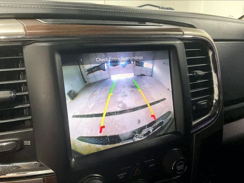 Used 2016 RAM 1500 Laramie w/ Convenience Group AWD/4WD image 27