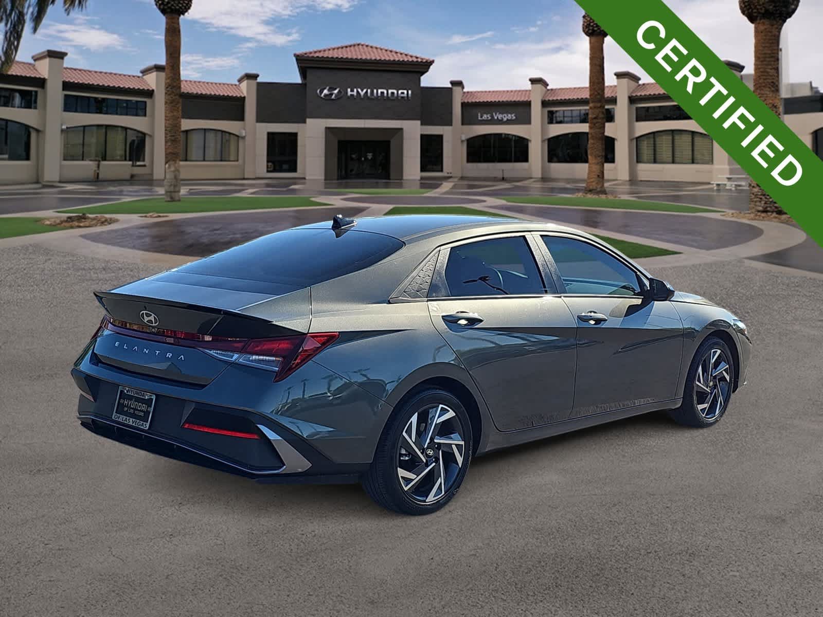 Certified 2025 Hyundai Elantra Sport FWD image 8