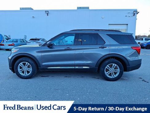 Certified 2022 Ford Explorer XLT w/ Class IV Trailer Tow Package image 6
