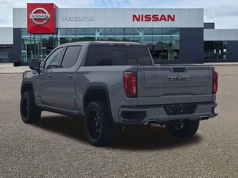 Used 2024 GMC Sierra 1500 AT4 w/ Technology Package AWD/4WD image 5