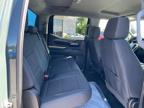 Used 2025 Chevrolet Silverado 1500 LT AWD/4WD image 15
